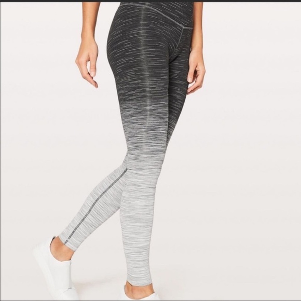 LULULEMON Soulcycle Wunder Under Hi-Rise Tight B&W Ombré Space Dye Leggings 2 - Picture 2 of 8